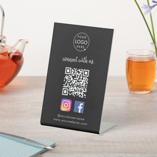 Signe De Table Connect with | Média social QR Code noir (In SItu)