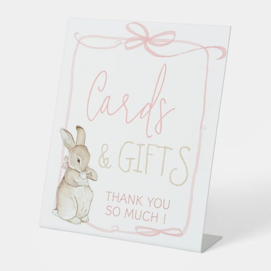 Signe De Table Coquett rose Pierre le lapin Cartes d'anniversaire (Recto)