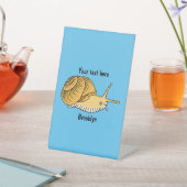 Signe De Table Cute yellow snail cartoon (In SItu)