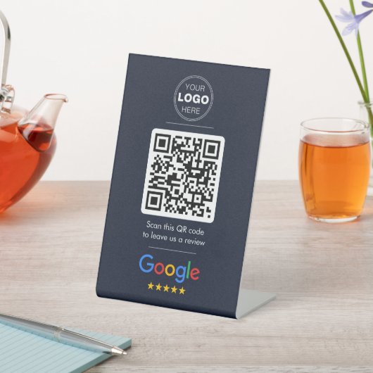 Signe De Table Dark Navy Google Review QR Code Logo (In SItu)