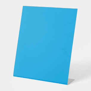Signe De Table Découvrez la beauté d'un ciel bleu avec un avion