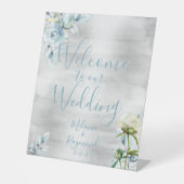 Signe De Table Dusty Blue Floral Bienvenue Notre Mariage manuscri (Recto)