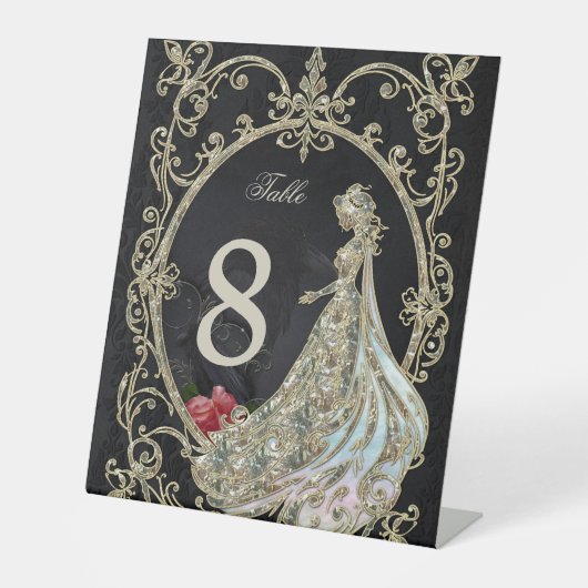 Signe De Table Élégance en or et noir. (Recto)