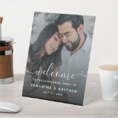 Signe De Table Elegant Script Engagement Party Welcome Sign (In SItu)