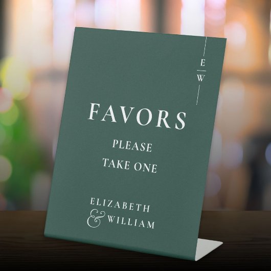 Signe De Table Faveurs de monogramme moderne vert émeraude pour m