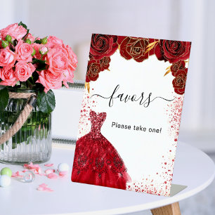 Signe De Table Favorise une robe blanche fleurs fête rouge