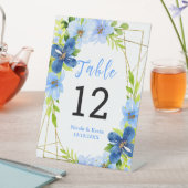 Signe De Table Fleurs bleues et navy avec feuillage (In SItu)