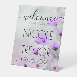 Signe De Table Fleurs délicates violettes personnalisées Bienvenu