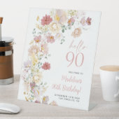 Signe De Table Floral rose pâle 90e anniversaire Bienvenue (In SItu)