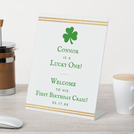 Signe De Table Gold Foil St. Patrick's Day 1er anniversaire (In SItu)
