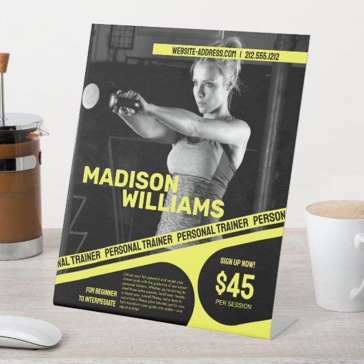 Signe De Table Gras Bright Yellow Personal Trainer Photo (In SItu)