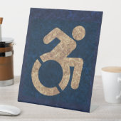 Signe De Table Handicap Texté (In SItu)