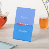 Signe De Table Illustration de dessin animé de pélicans drôles en (In SItu)