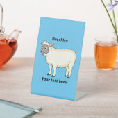 Signe De Table Illustration d'un mouton joyeux (In SItu)