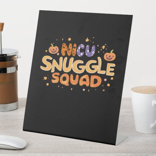 Signe De Table Infirmière néonatale de l'équipe de lutte NICU Hal (In SItu)