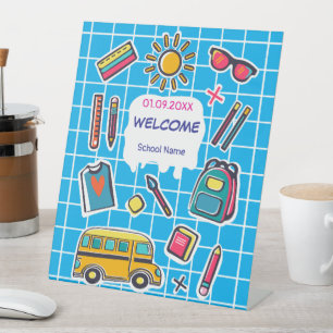 Signe De Table Joyeux Premier Jour D'Accueil À L'École
