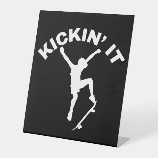 Signe De Table Kickin' It (Recto)