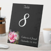 Signe De Table L'amour est dans le numéro de la table en fleur (In SItu)