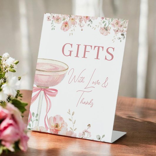 Signe De Table Love in Bloom Gifts Table Bridal Shower