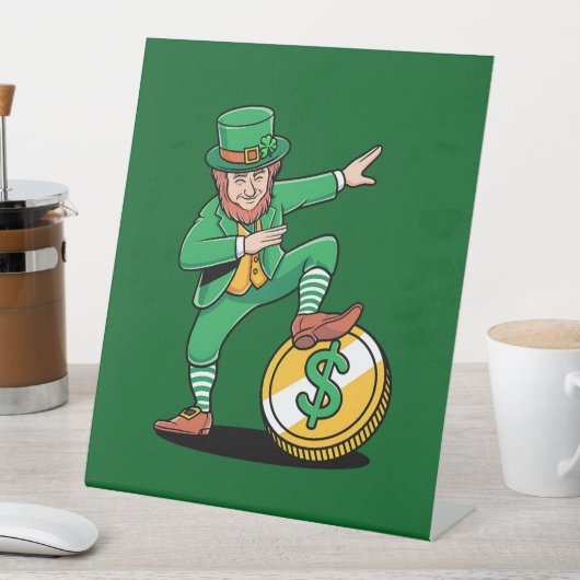 Signe De Table Lutin qui fait le dab Funny St Patrick's Day (In SItu)