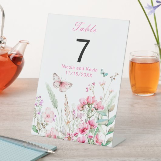 Signe De Table Mariage floral papillon rose de printemps (In SItu)