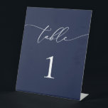 Signe De Table Mariage minimaliste bleu marine Tableau Numéro<br><div class="desc">Belle carte numérique bleu marine,  élégante,  moderne et minimaliste. Entièrement personnalisable. **VEUILLEZ NOTER : Pour commander,  il vous suffit d'ajuster votre numéro de table et d'ajouter chaque numéro à votre panier séparément. Vérifiez ensuite une fois que vous avez terminé.</div>
