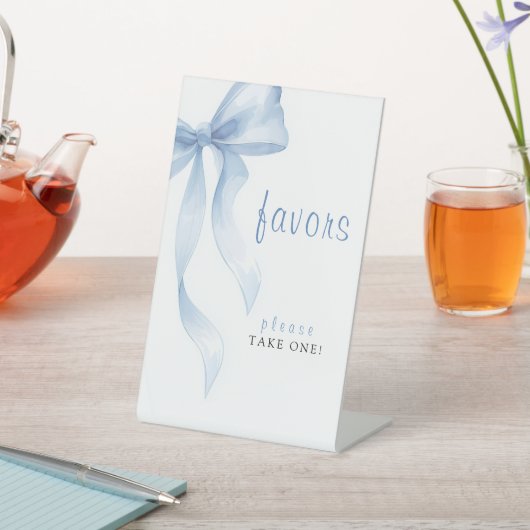 Signe De Table Mariage Moderne avec Ruban Bleu (In SItu)
