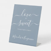 Signe De Table Moderne Mariage Love Sweet Personnalisé Dusty Blue (Recto)