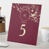 Signe De Table Monogramme de Bourgogne Numéro de tableau du Maria (In SItu)