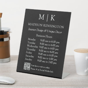 Signe De Table Monogramme ou ajouter un logo Heures d'ouverture Q