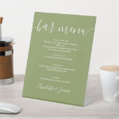 Signe De Table Moss Green Elegant Script moderne Mariage Bar Menu (In SItu)