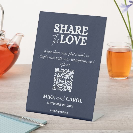 Signe De Table Navy Blue Share The Love Photo Qr Code Mariage (In SItu)