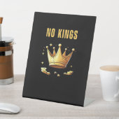 Signe De Table No Kings. Simple Yet Impactful Visual Of A Destroy (In SItu)