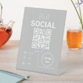Signe De Table Obtient une signature de code QR social  (In SItu)