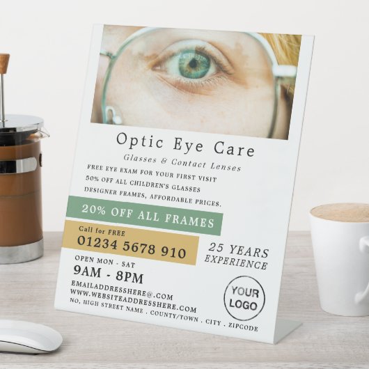 Signe De Table Oeil Vert, Opticien, Praticien Technique (In SItu)