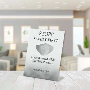 Signe De Table Portez un masque à visage gris affaires