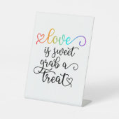 Signe De Table Rainbow Heart Script L'amour est doux Faveur (Recto)