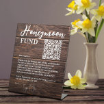 Signe De Table Rustic Brown Wood Elegant QR Code Honeymoon Fund<br><div class="desc">Design rustique avec typographie de script élégante dans les tons blanc et marron. Texte à personnaliser.</div>
