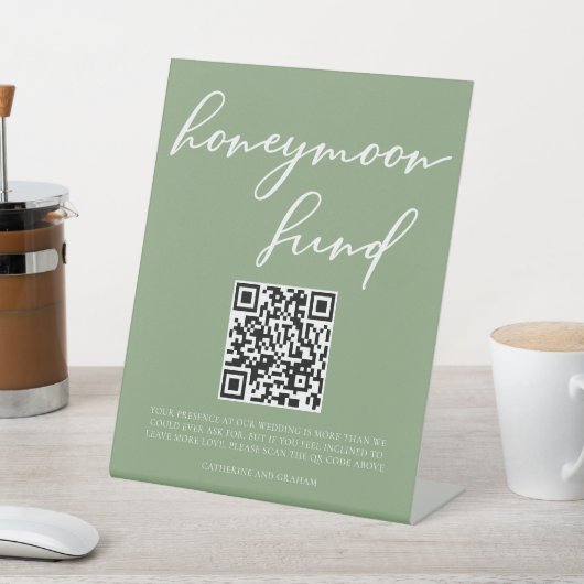 Signe De Table Sage Green White Script Honeymoon Fund QR Code (In SItu)