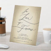 Signe De Table Script De Calligraphie En Lieu Et Place Des Faveur (In SItu)