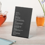 Signe De Table Script noir et blanc moderne Mariage minimaliste<br><div class="desc">Célébrez dans le style avec ces menus mariages design et très tendance. Ce design est facile à personnaliser avec votre libellé d'événement spécial et vos invités seront ravis quand ils verront ces menus fabuleux. Les éléments correspondants se trouvent dans la collection.</div>