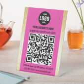 Signe De Table Signal Pedestal de code QR pour entreprise rose et (In SItu)