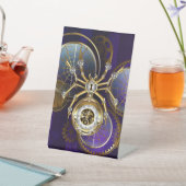 Signe De Table Spider Steampunk sur Arrière - plan pourpre (In SItu)