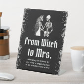 Signe De Table Squelette de Halloween gothique de sorcière à Mme (In SItu)