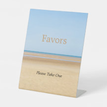 Symbole de mariage sur la plage Faveurs du piédest