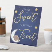 Signe De Table Symbole de piédestal vers la lune et le dos 8x10 (In SItu)