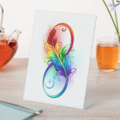 Signe De Table Symbole d'infini avec plume arc-en-ciel (In SItu)