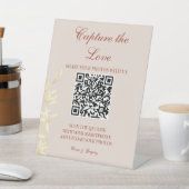 Signe De Table Symphonie florale intemporelle Capturer l'amour (In SItu)