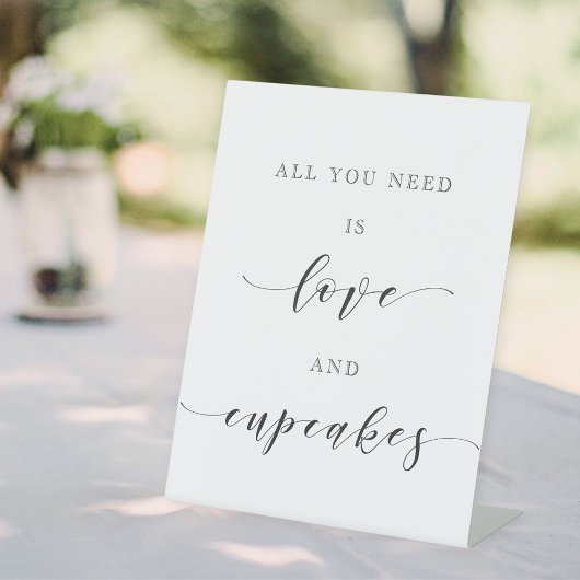 Signe De Table Table de desserts de mariage Amour et Cupcakes