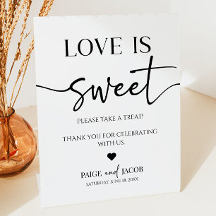 Signe De Table Table Élégante de Mariage L'Amour est une Friandis